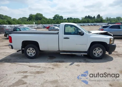 2008 Chevrolet Silverado Work Truck z USA, uszkodzony, nr VIN 1GCEC14CX8Z164130